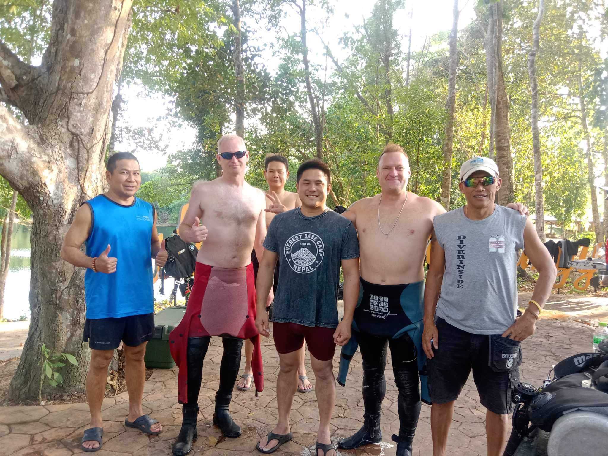 Song Hong Cave  Cave Instructors 2