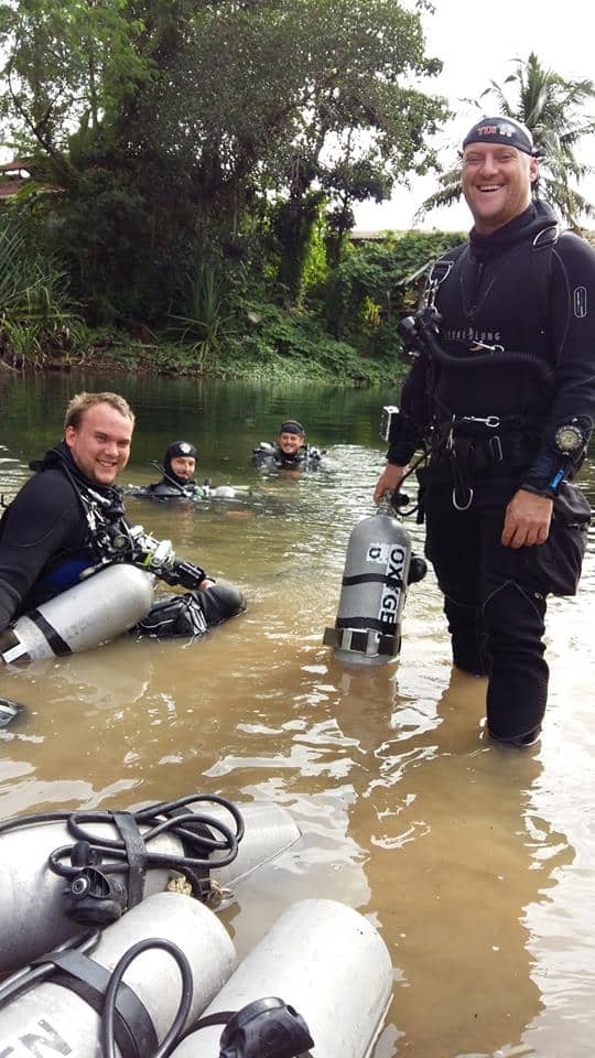 David Polley teaching cave diving courses 2