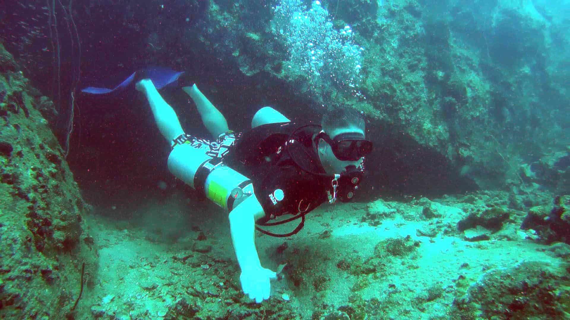 Phil Davies Sidemount Diving Thailand