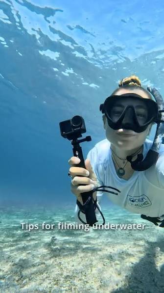 GoPro12 filming underwater